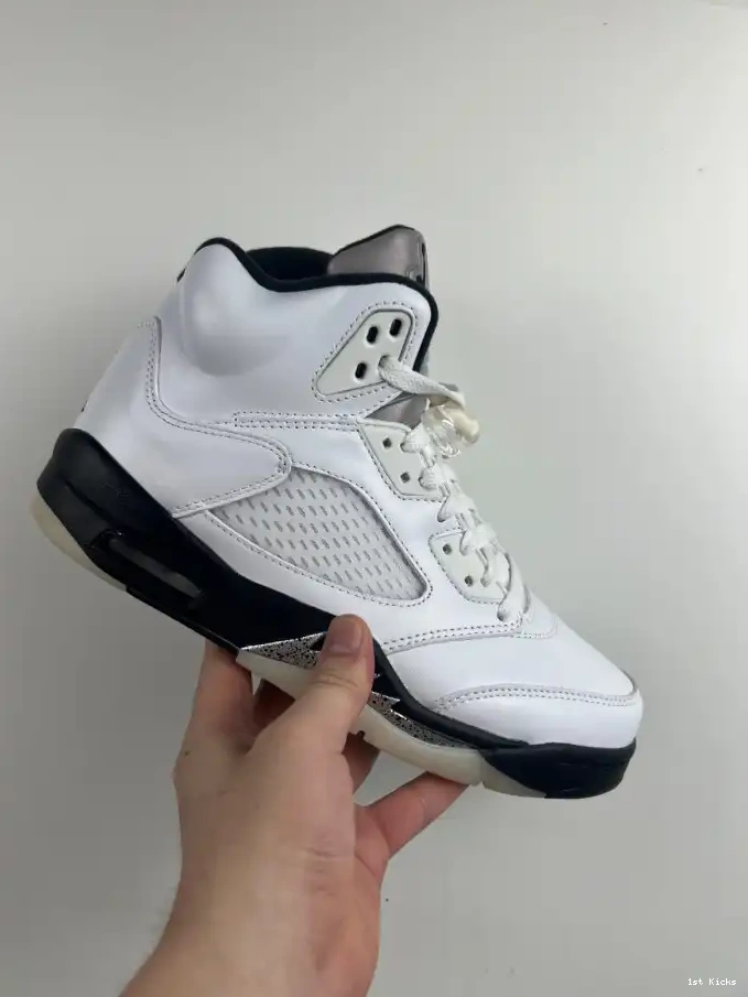 1st Kicks Shoes 5 AIR BLACK' DD0587-110 'WHITE JORDAN RETRO 0611